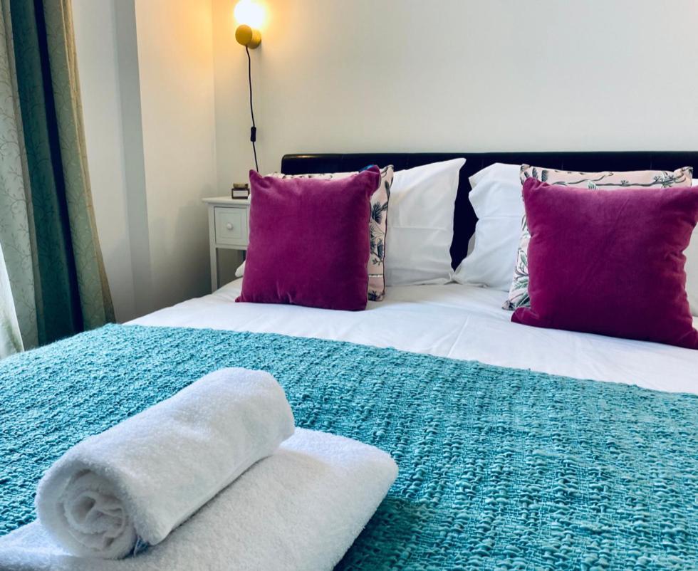 Apartament Cloud9Sa At The Charles Chertsey Zewnętrze zdjęcie